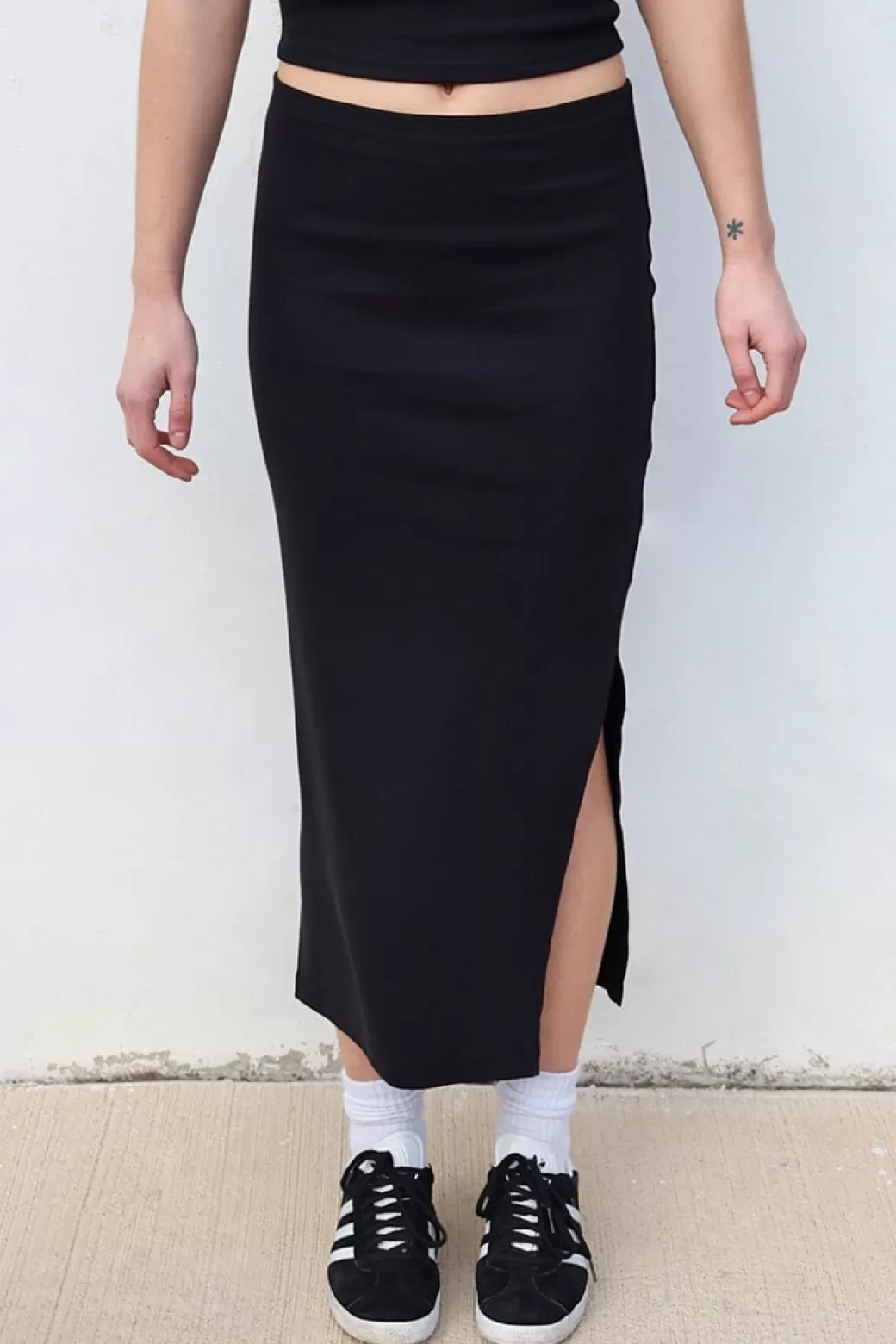 Store Side split skirt Skirts